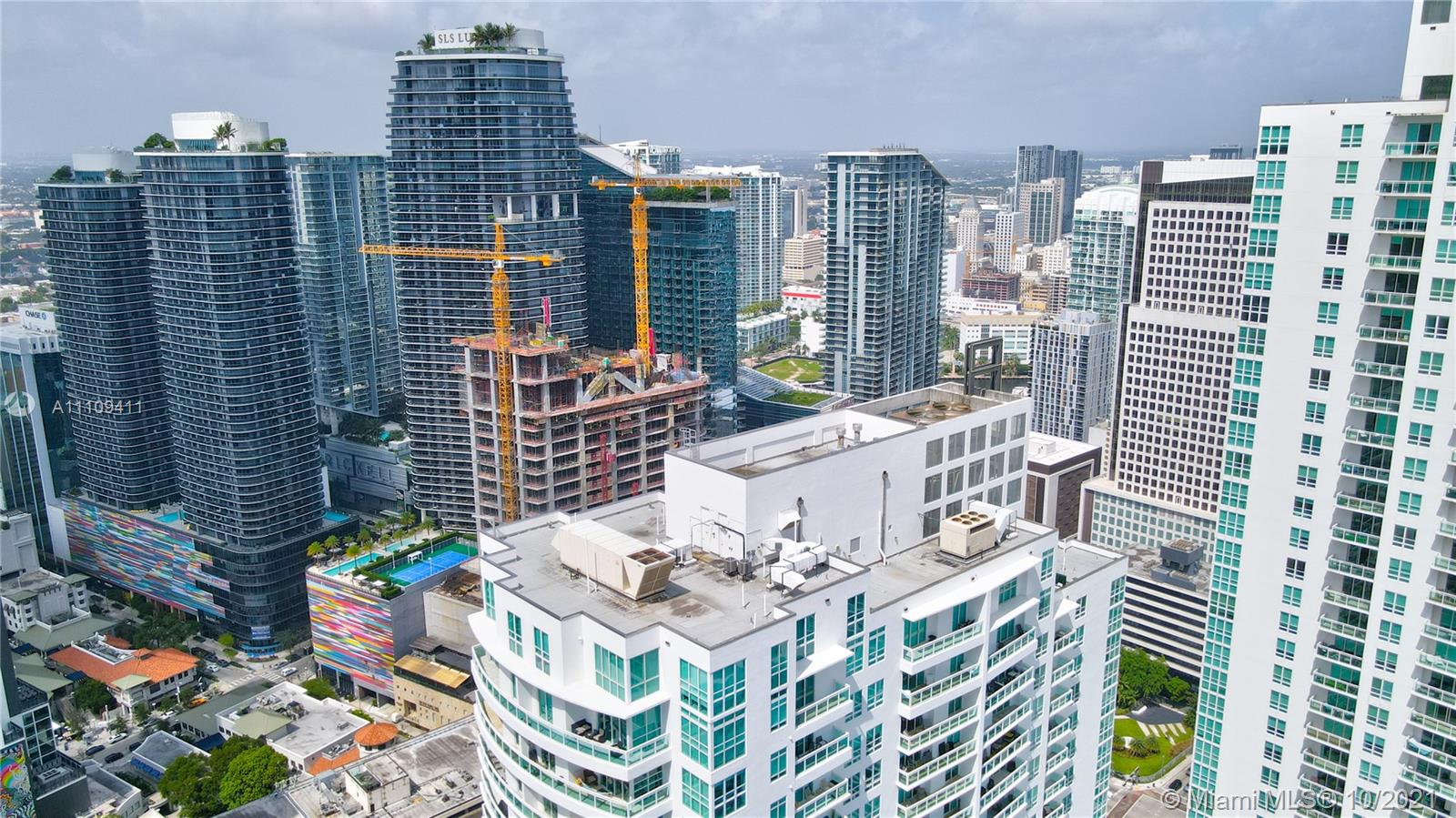 951 Brickell Ave #1606, Miami, FL 33131