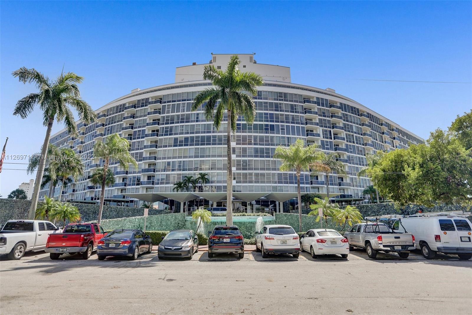 900 Bay Dr #424