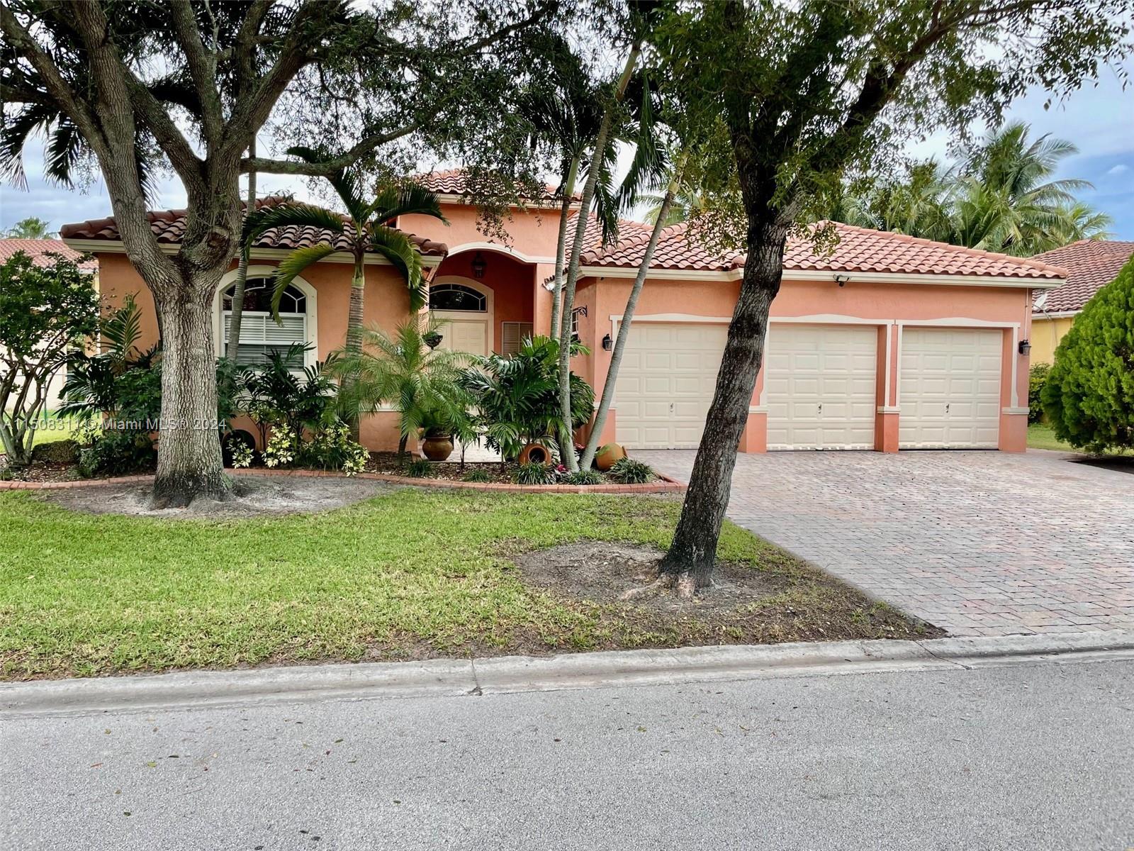 2132 SW 117th Ave
