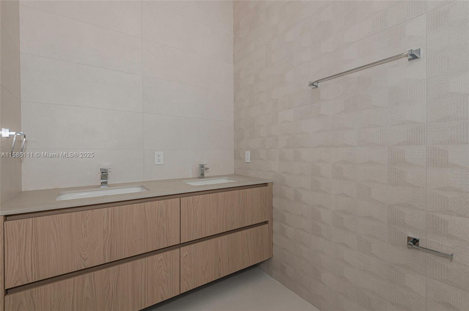 13080 N Bayshore Dr North Miami, FL 33181 13080 N Bayshore Dr North Miami, FL 33181