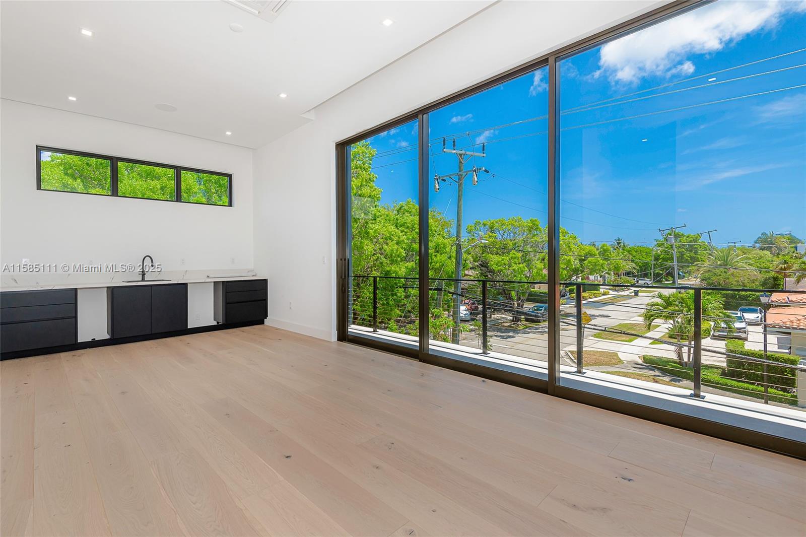 13080 N Bayshore Dr North Miami, FL 33181 13080 N Bayshore Dr North Miami, FL 33181