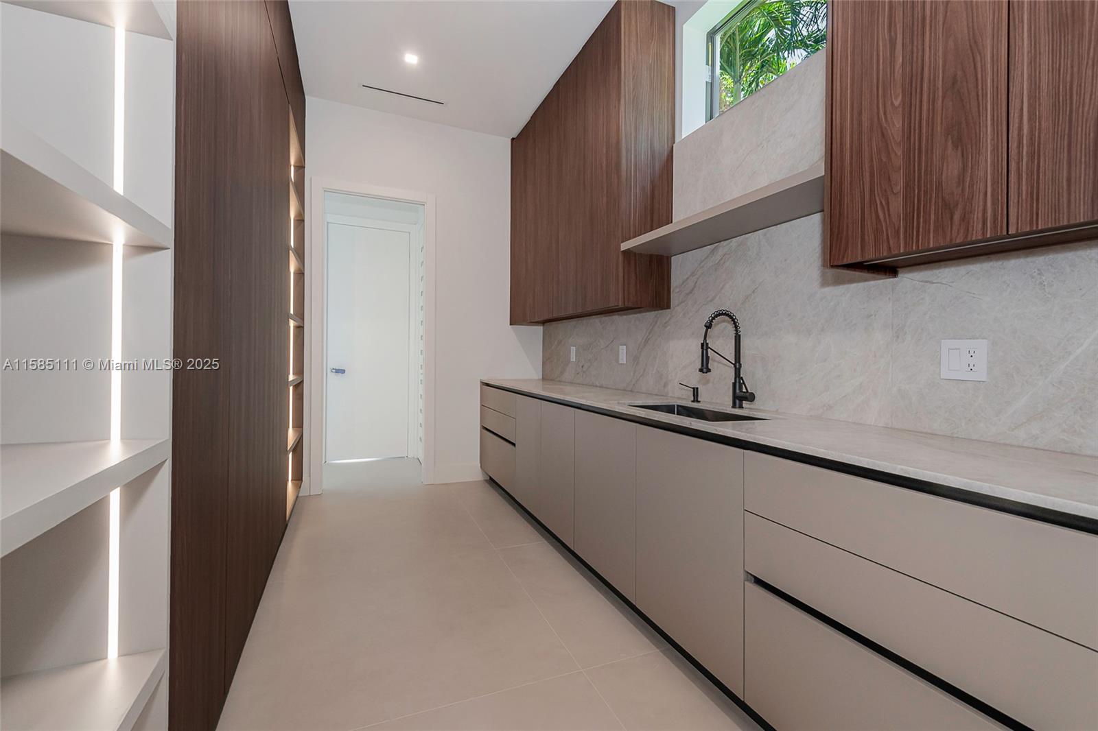 13080 N Bayshore Dr North Miami, FL 33181 13080 N Bayshore Dr North Miami, FL 33181