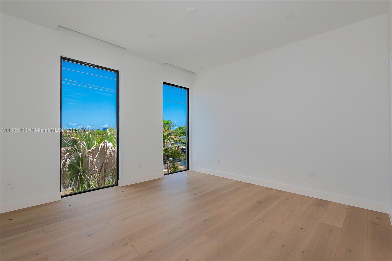 13080 N Bayshore Dr North Miami, FL 33181 13080 N Bayshore Dr North Miami, FL 33181