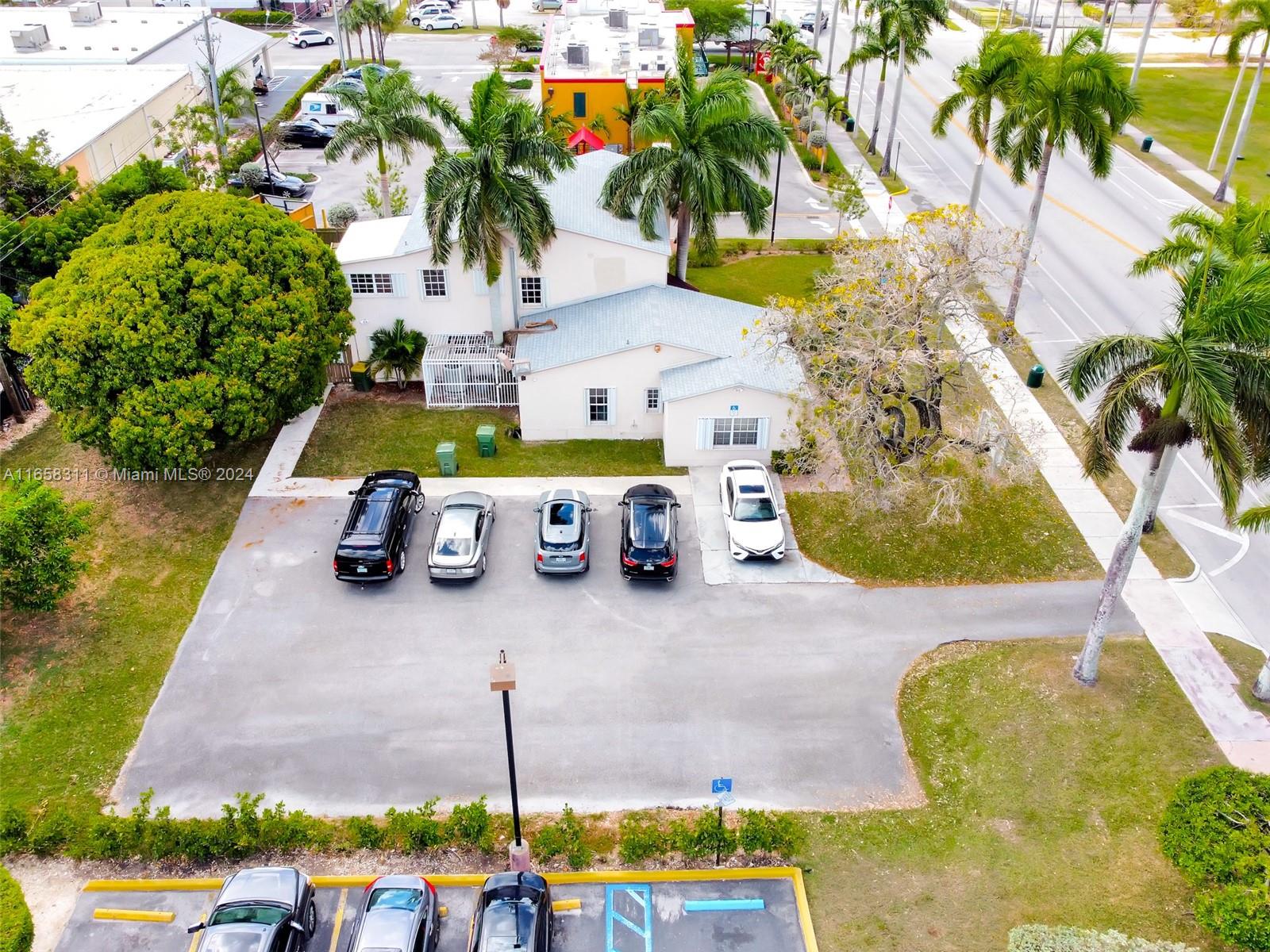 633 N Krome Ave Homestead, FL 33030 633 N Krome Ave Homestead, FL 33030