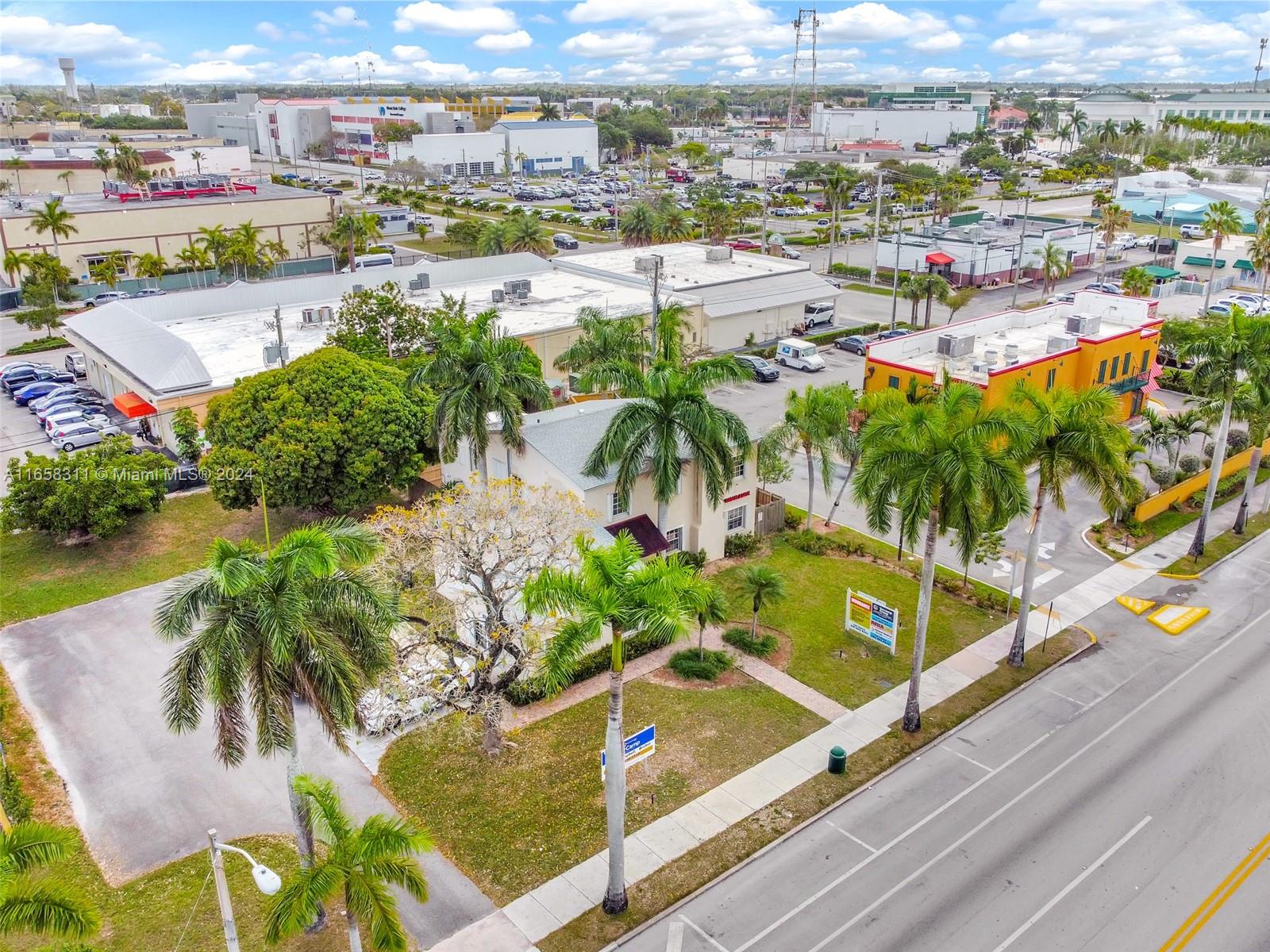 633 N Krome Ave Homestead, FL 33030 633 N Krome Ave Homestead, FL 33030