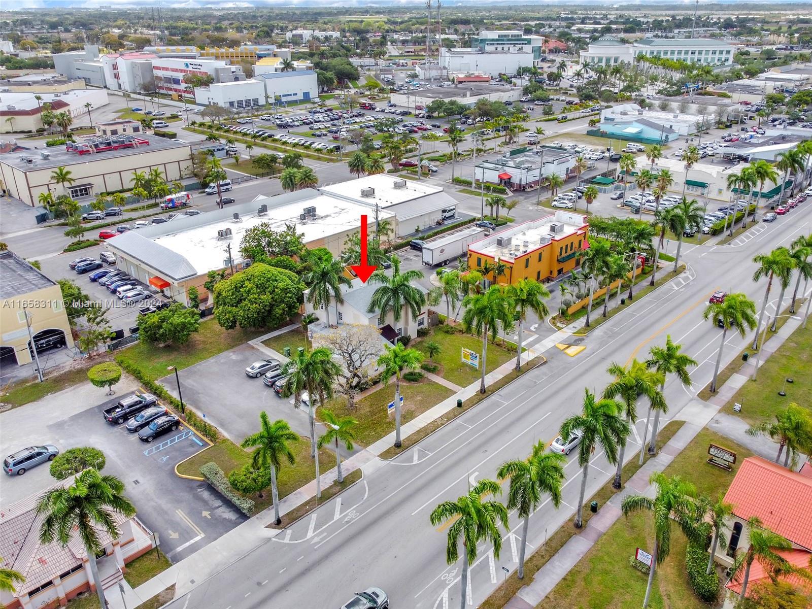 633 N Krome Ave Homestead, FL 33030 633 N Krome Ave Homestead, FL 33030