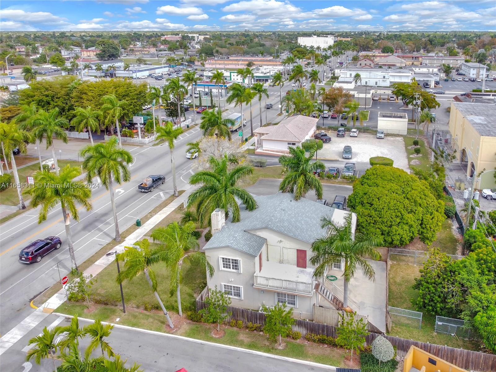 633 N Krome Ave Homestead, FL 33030 633 N Krome Ave Homestead, FL 33030