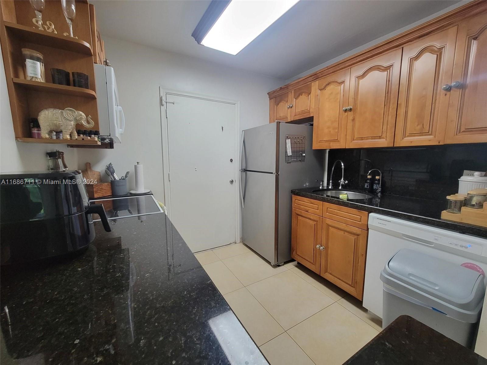 image Palmetto Fairway Condo9