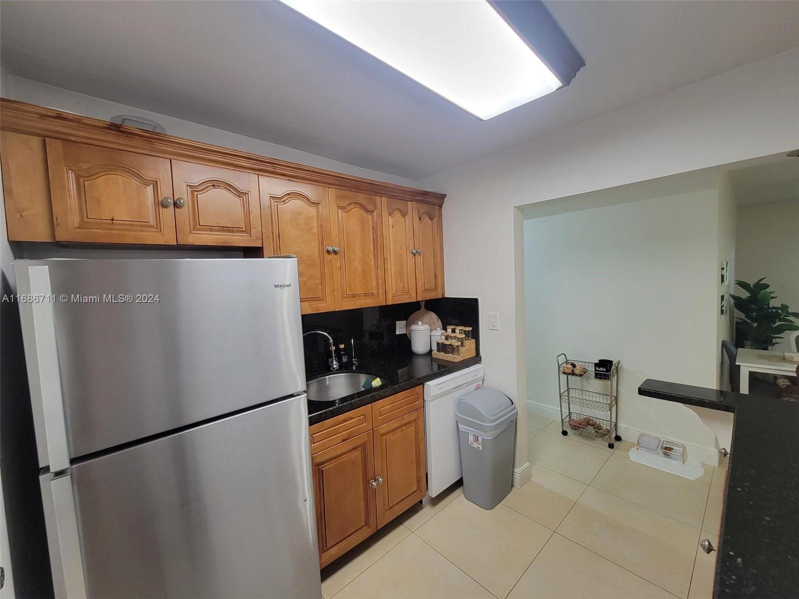 image Palmetto Fairway Condo11