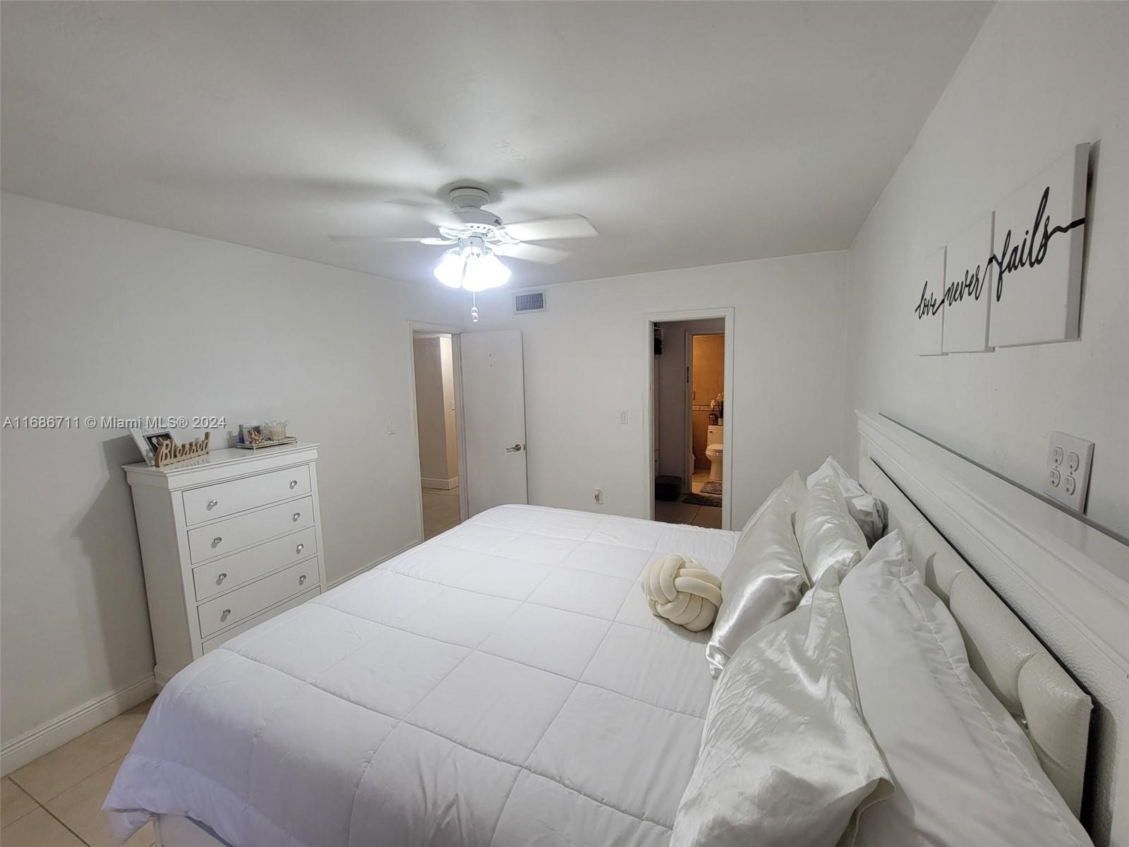 image Palmetto Fairway Condo20