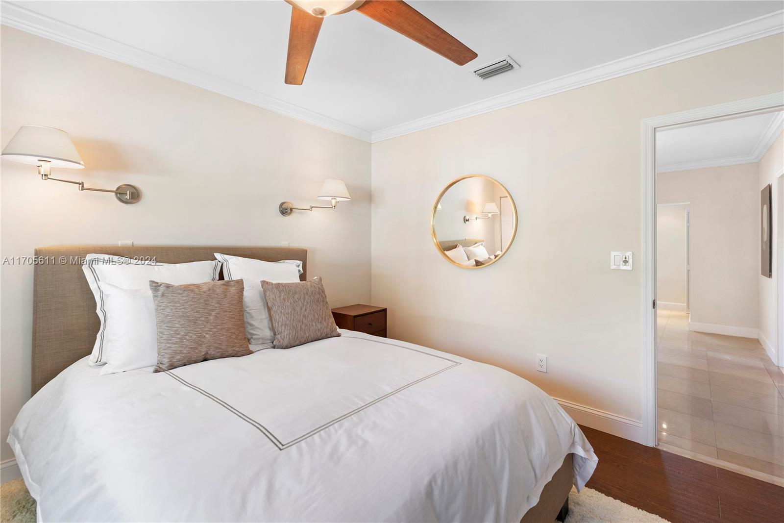 5371 N Bay Rd Miami Beach, FL 33140