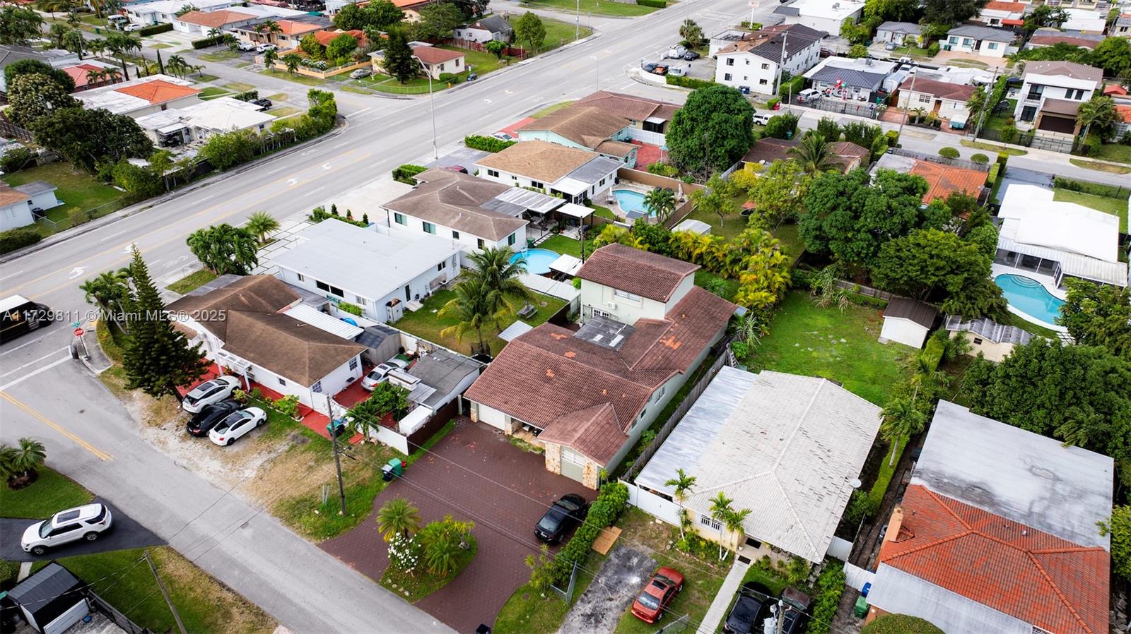 6575 SW 27th St Miami, FL 33155 6575 SW 27th St Miami, FL 33155