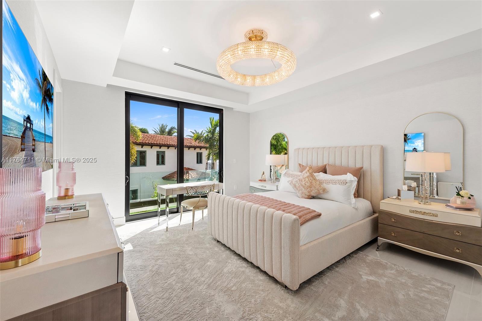 501 Middle Riv Dr Fort Lauderdale, FL 33304