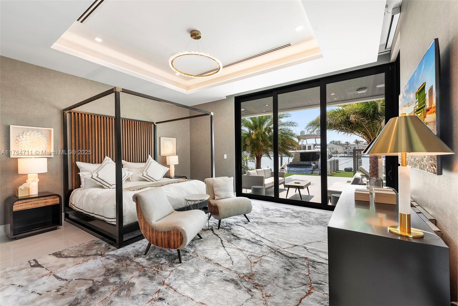 501 Middle Riv Dr Fort Lauderdale, FL 33304