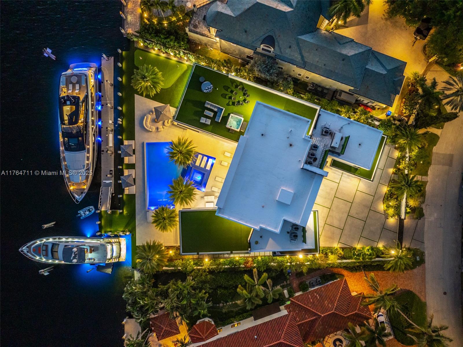 501 Middle Riv Dr Fort Lauderdale, FL 33304