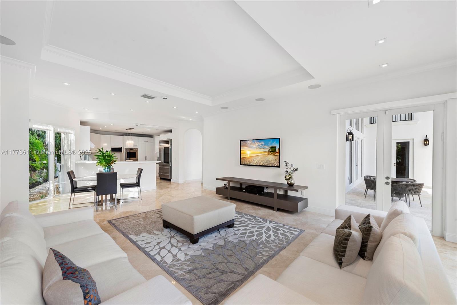 455 Centre Is Golden Beach, FL 33160