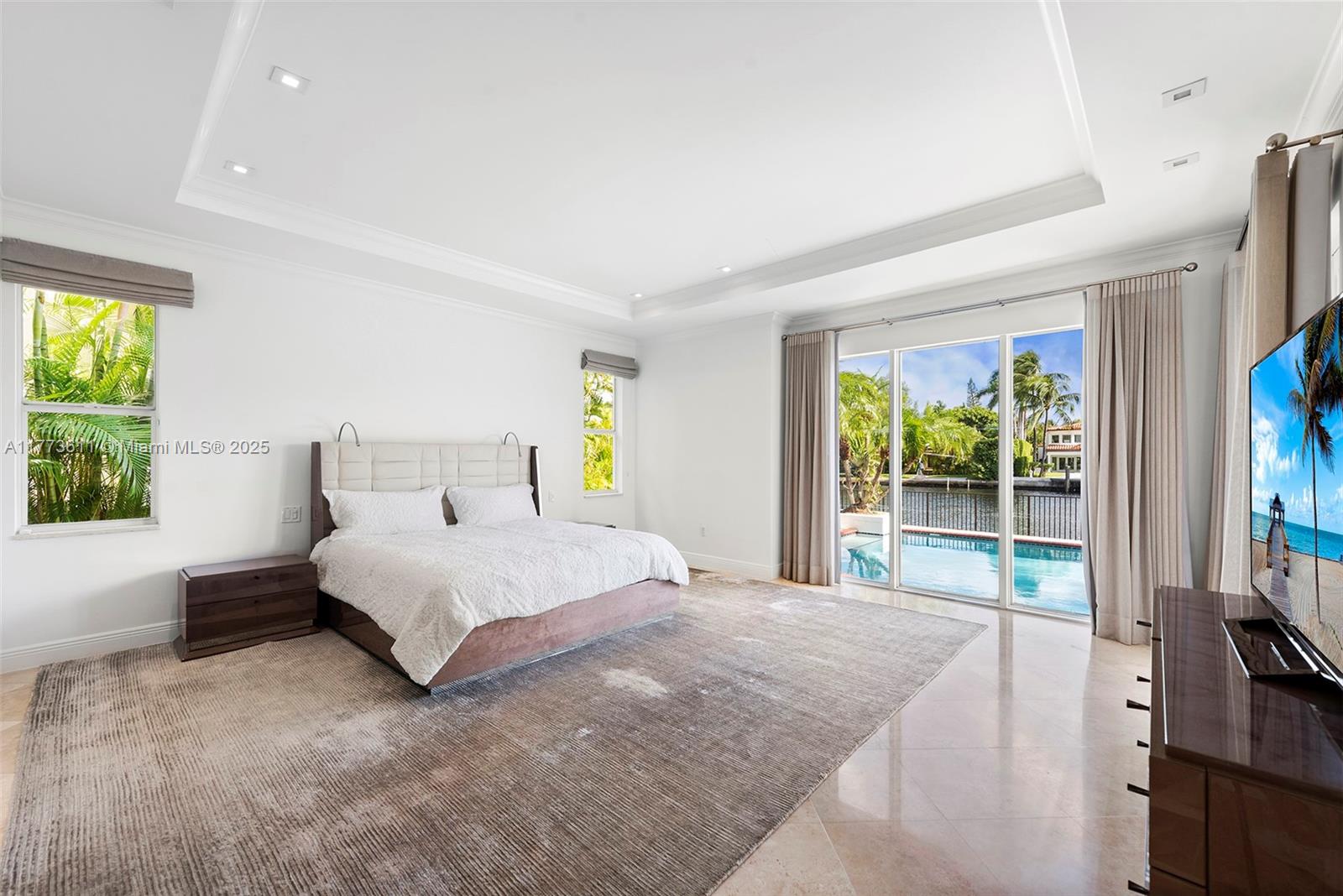 455 Centre Is Golden Beach, FL 33160