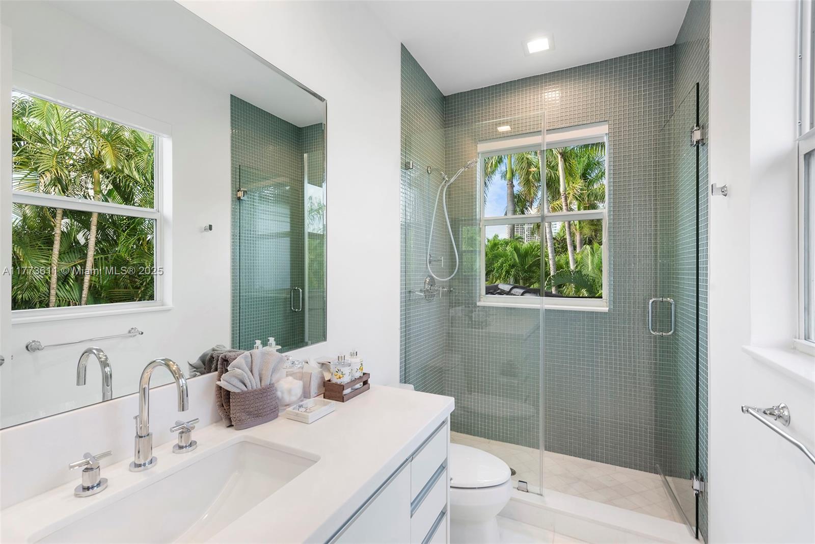 455 Centre Is Golden Beach, FL 33160