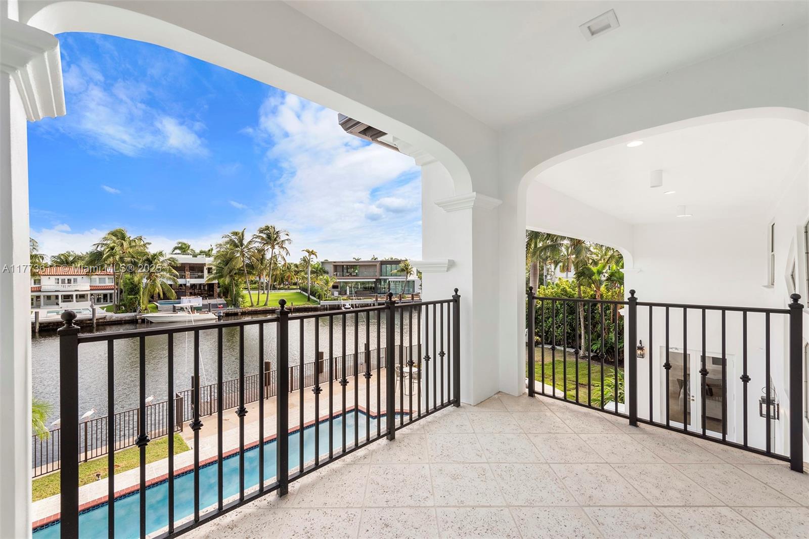 455 Centre Is Golden Beach, FL 33160