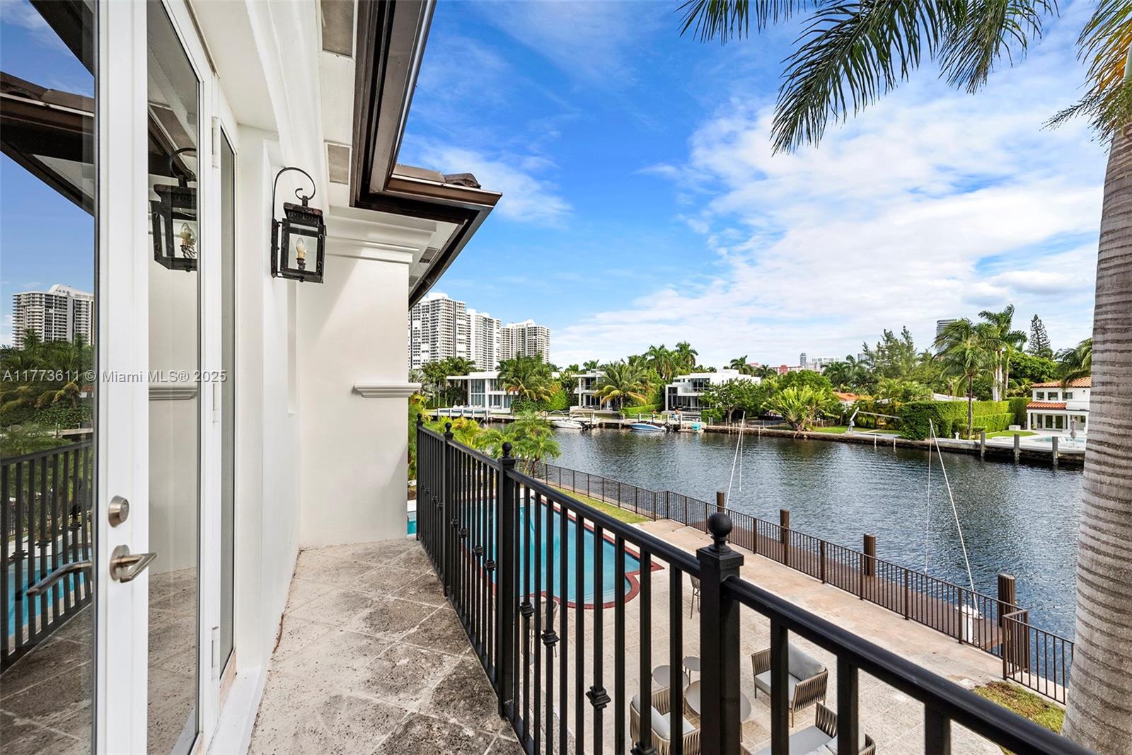 455 Centre Is Golden Beach, FL 33160