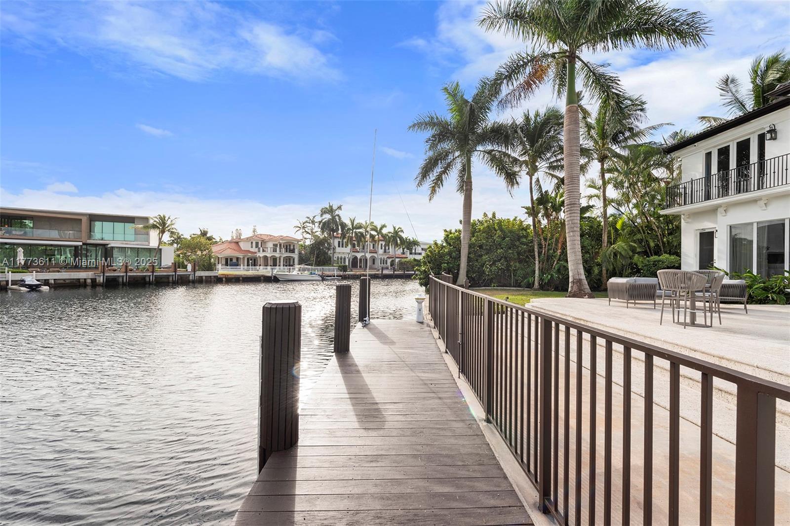 455 Centre Is Golden Beach, FL 33160