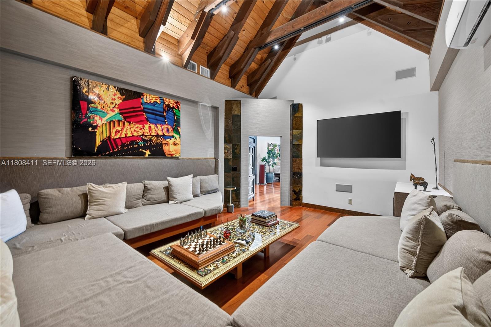 14 W San Marino Dr Miami Beach, FL 33139