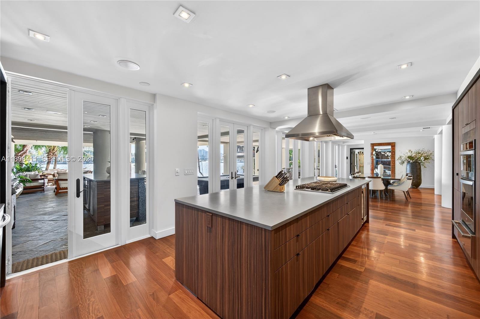 14 W San Marino Dr Miami Beach, FL 33139