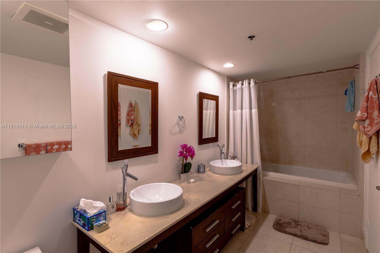 image Icon Brickell Tower 114