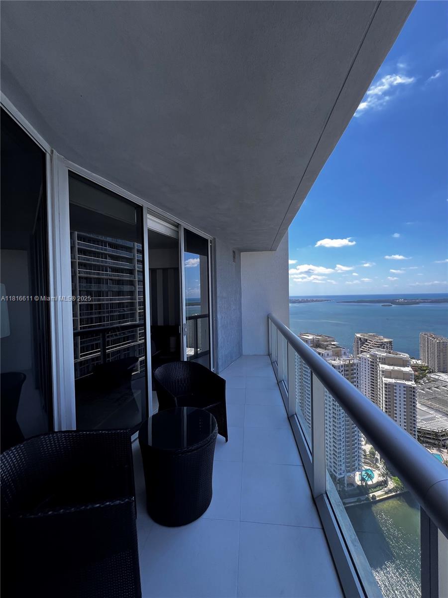 image Icon Brickell Tower 116
