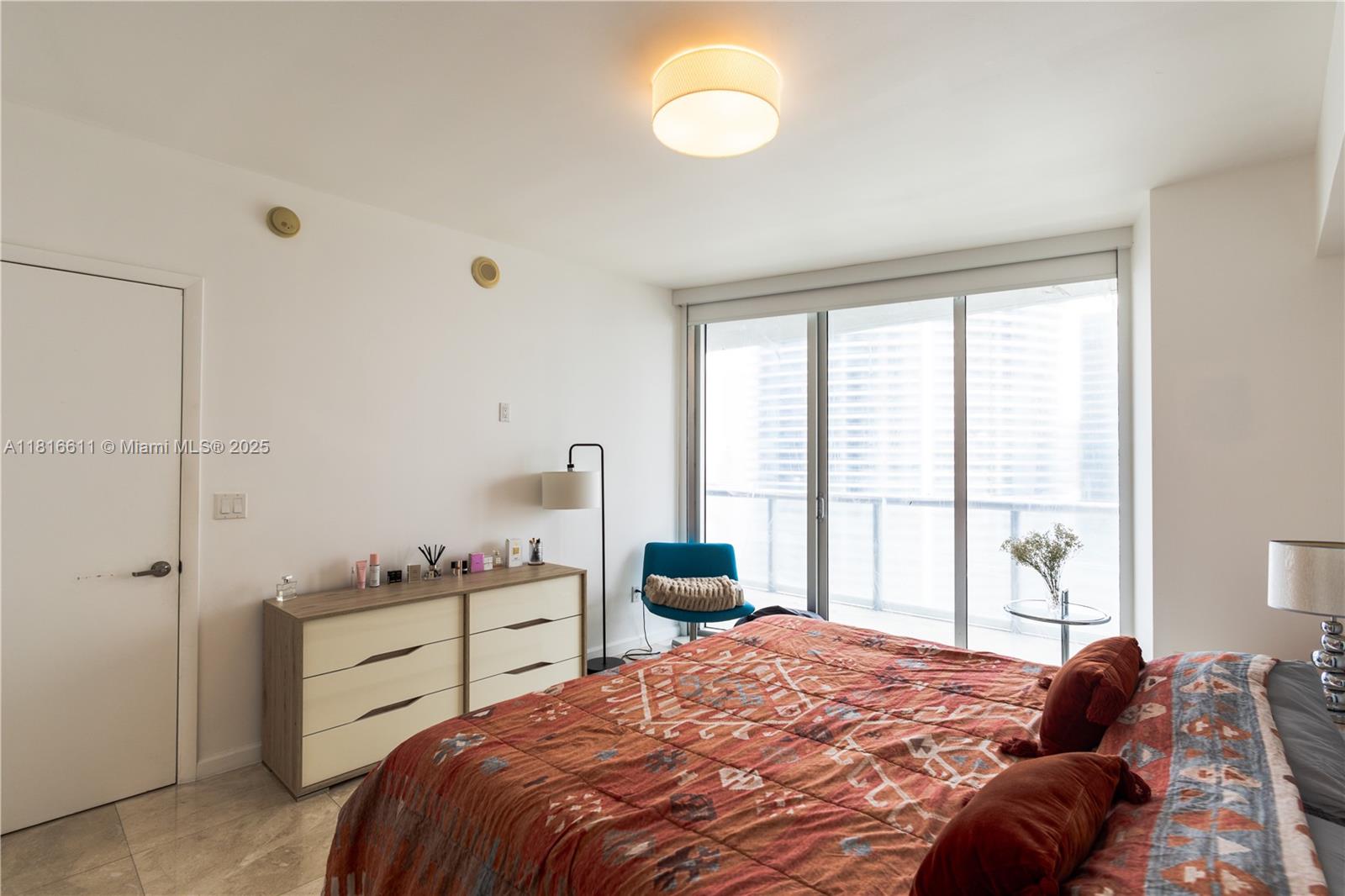 image Icon Brickell Tower 18