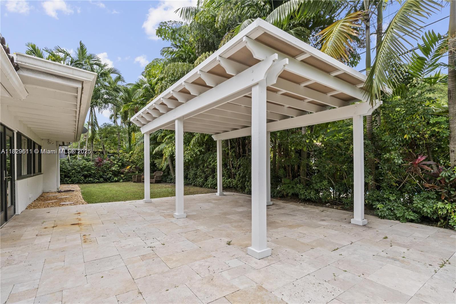 8100 SW 62nd Ct South Miami, FL 33143