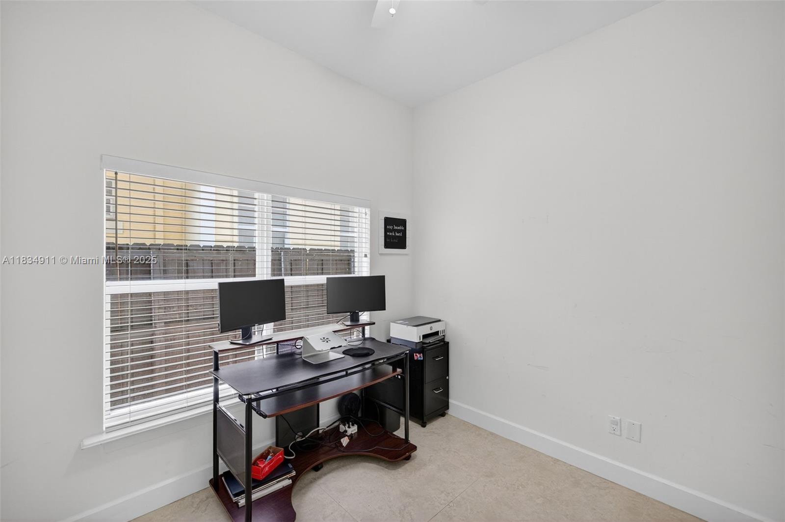 217 SW 11th St Fort Lauderdale, FL 33315