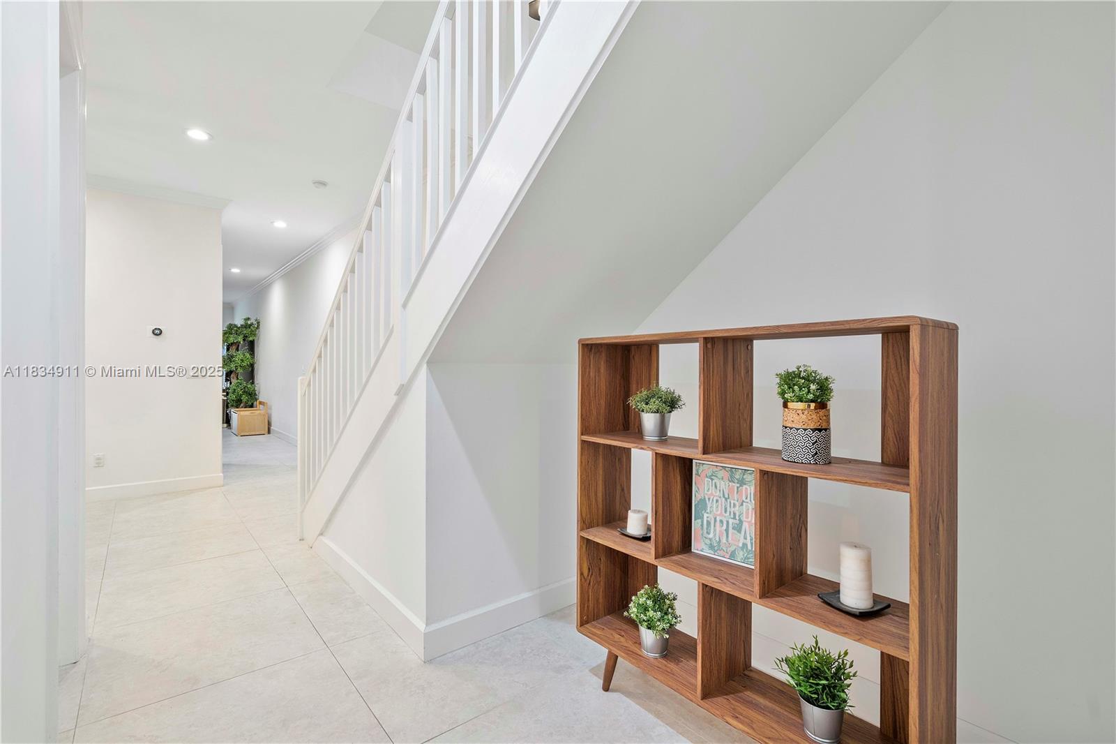 217 SW 11th St Fort Lauderdale, FL 33315