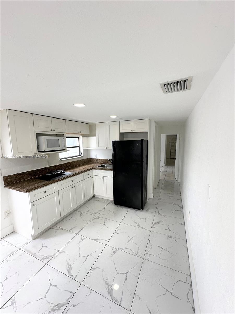 3331 NW 18th Ter #2