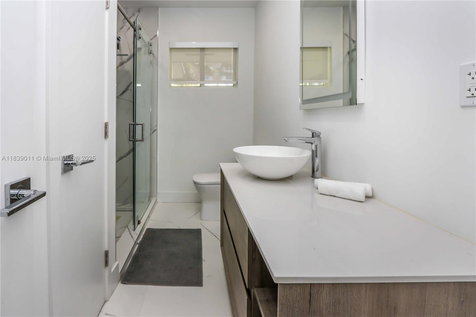 2135 Arch Crk Dr North Miami, FL 33181