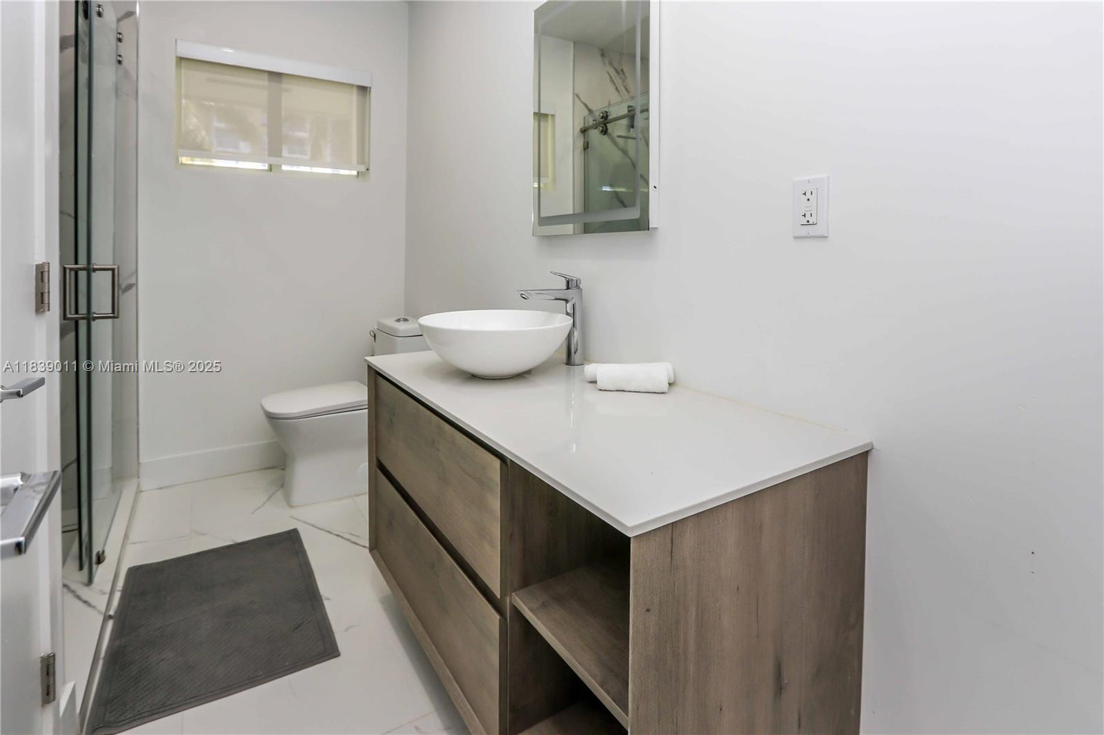 2135 Arch Crk Dr North Miami, FL 33181