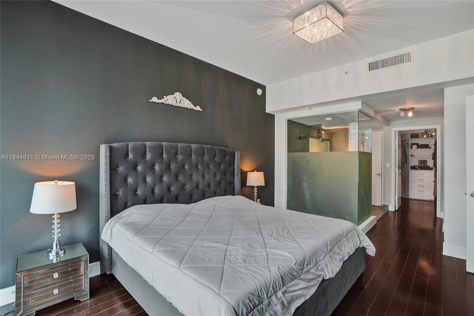 image Mint Condo19