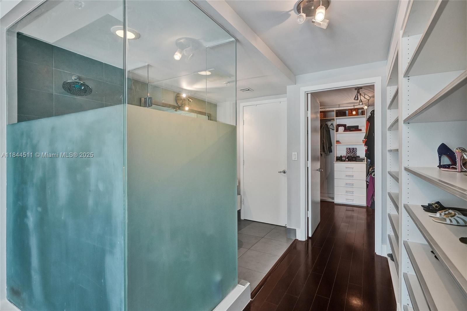 image Mint Condo23