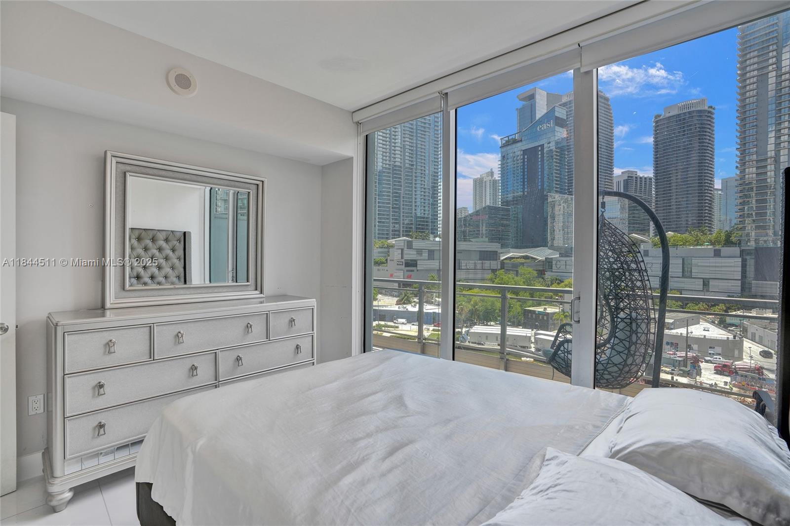 image Mint Condo8