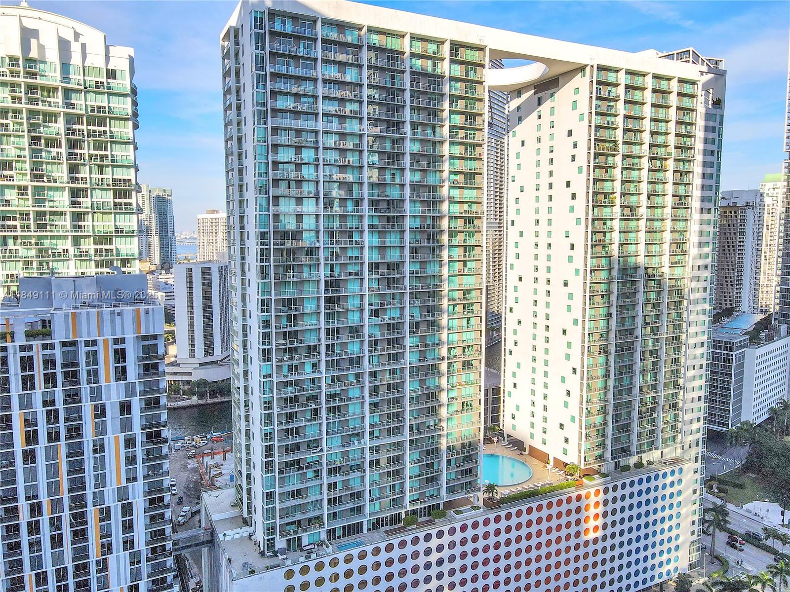 55 SE 6th St #2200