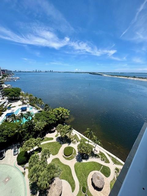 2451 Brickell Ave #14D