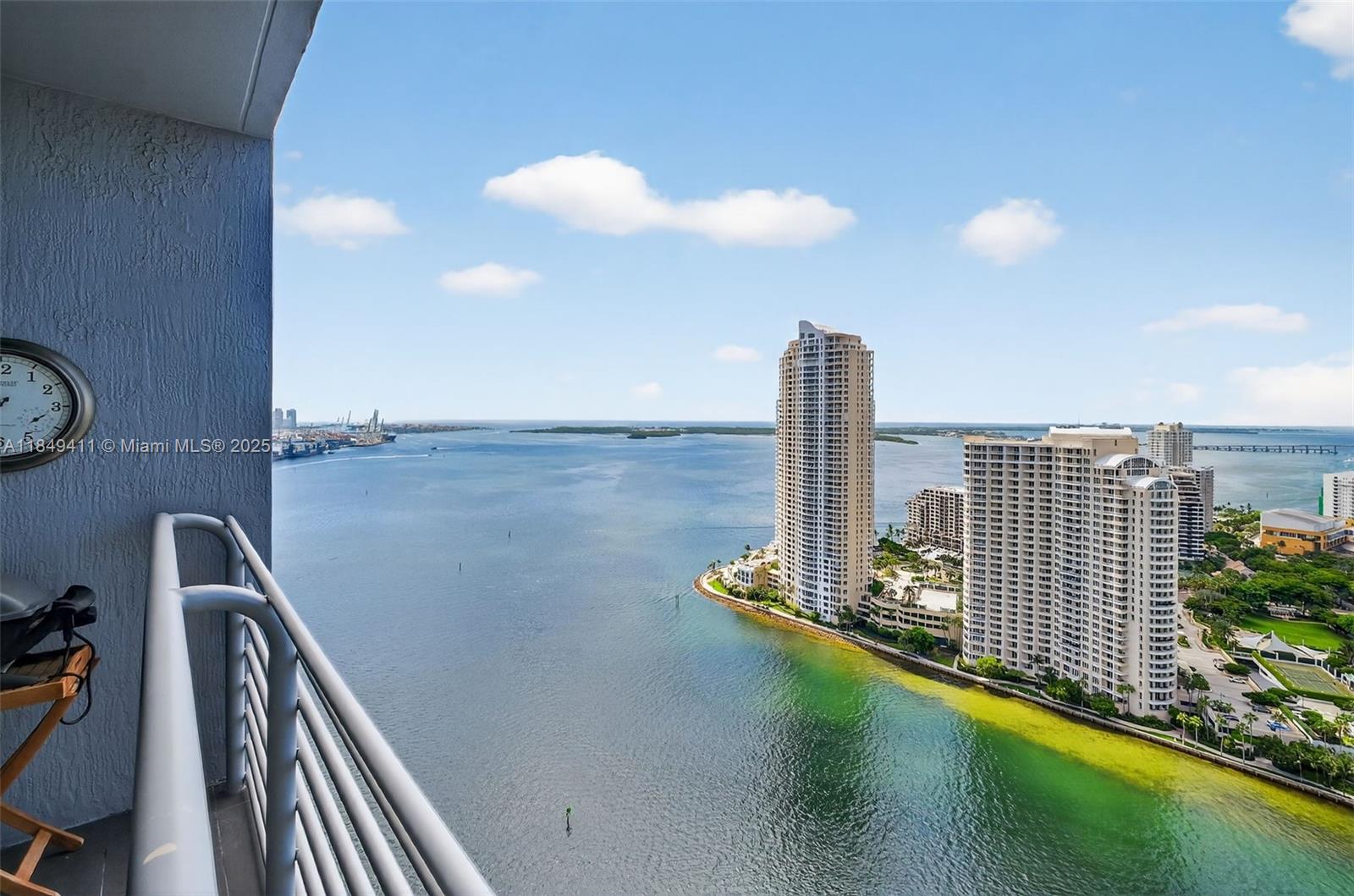 335 S Biscayne Blvd #3501