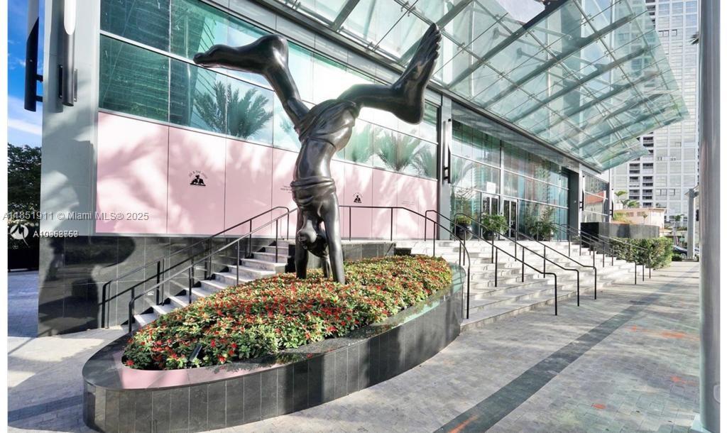 1451 Brickell Ave #2306