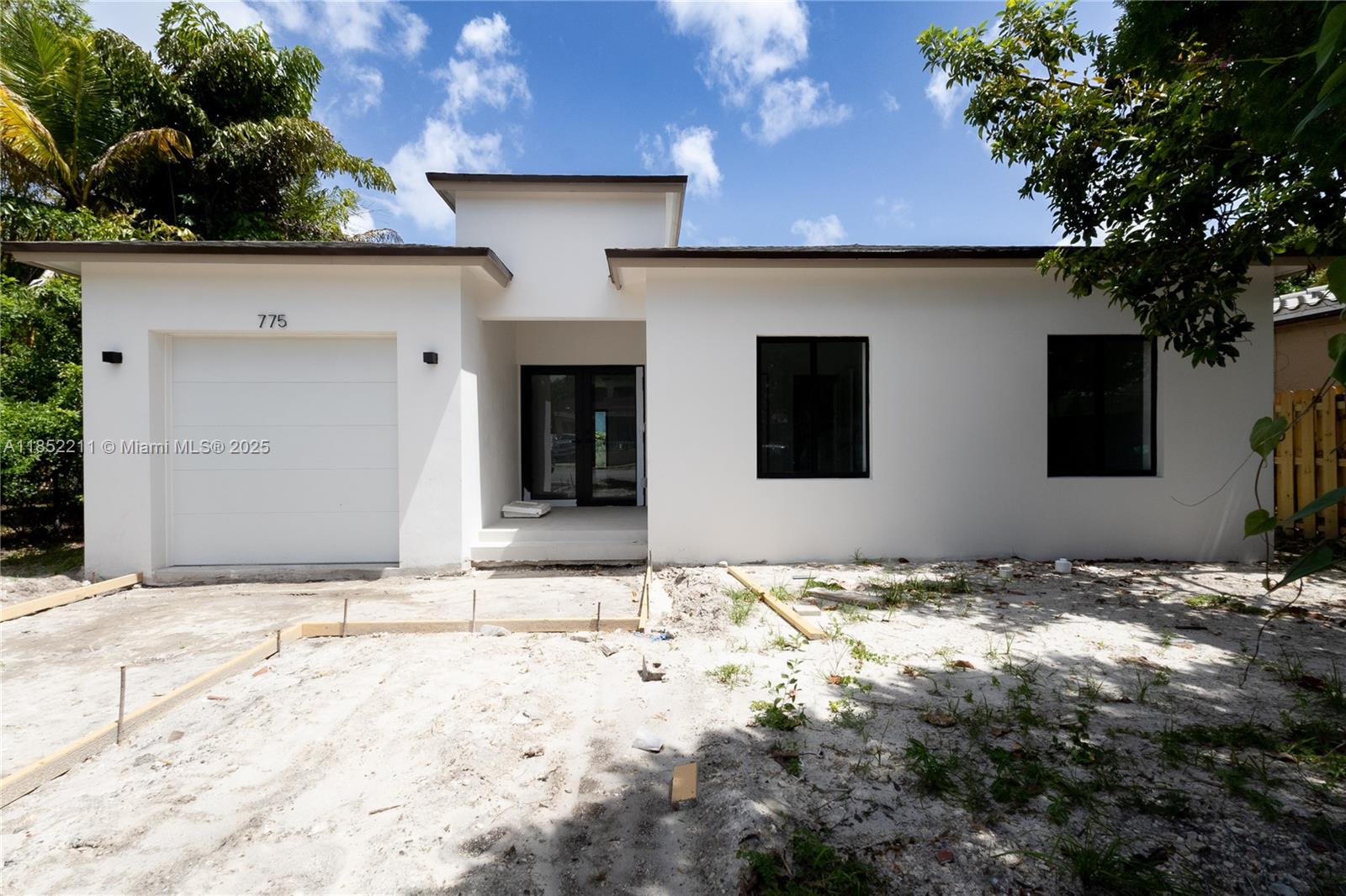 775 NW 47th St