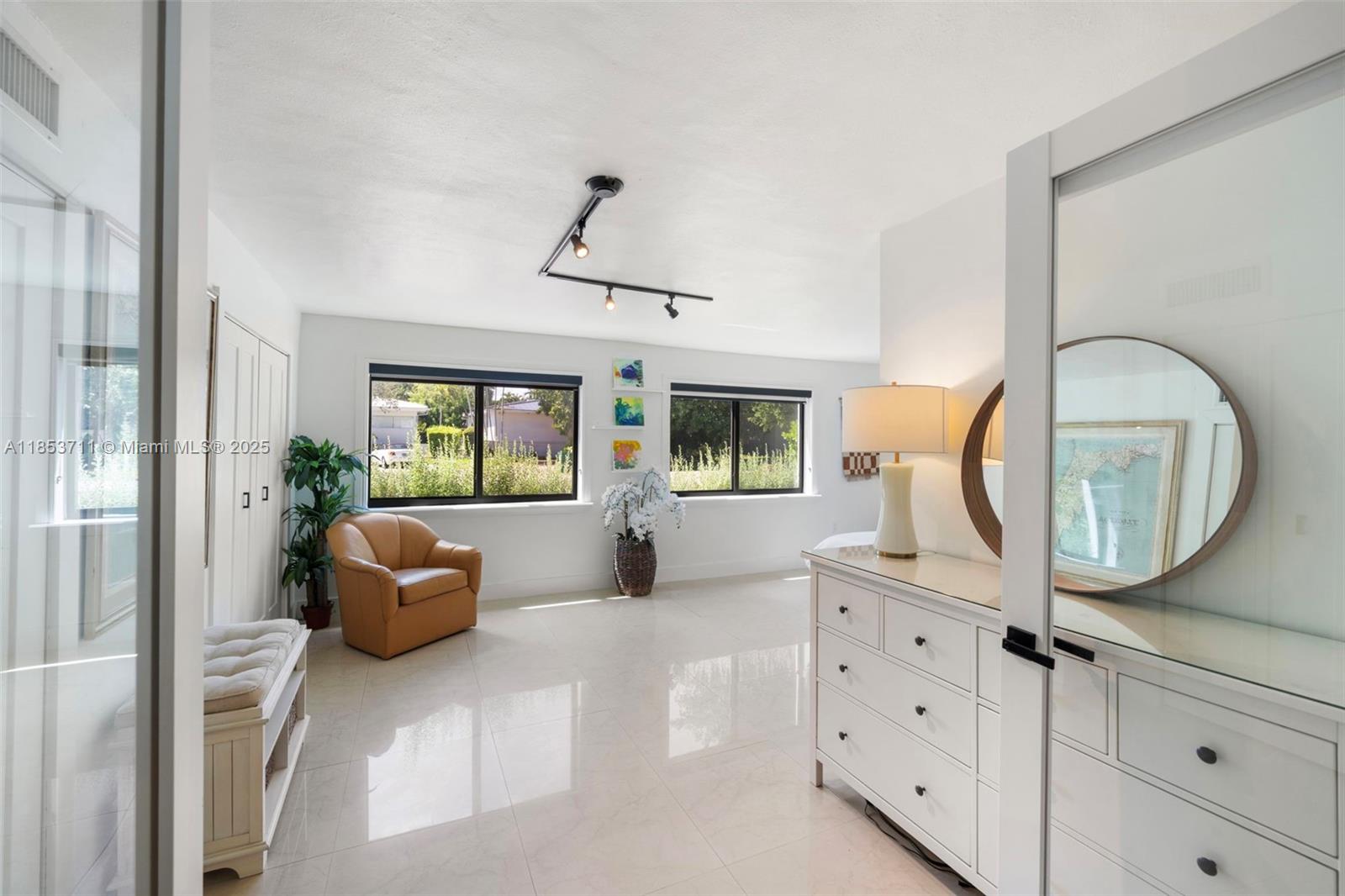 251 E Shore Dr E Miami, FL 33133 251 E Shore Dr E Miami, FL 33133