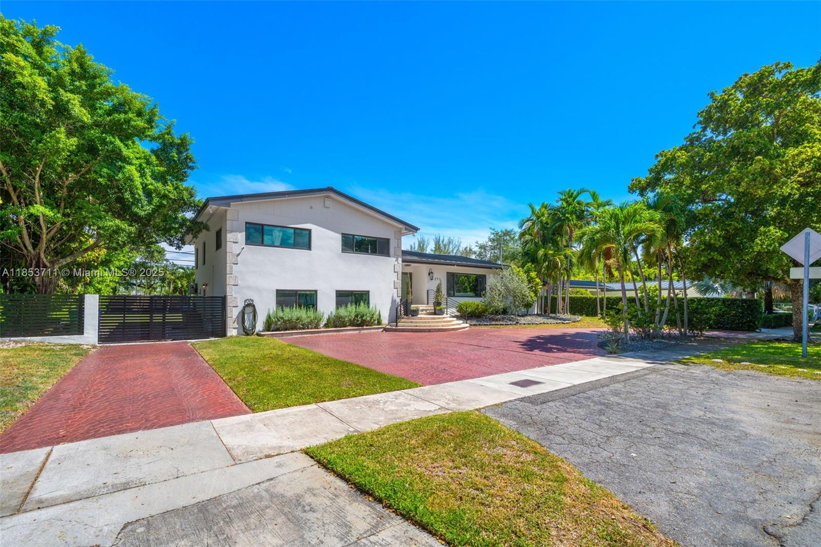 251 E Shore Dr E Miami, FL 33133 251 E Shore Dr E Miami, FL 33133