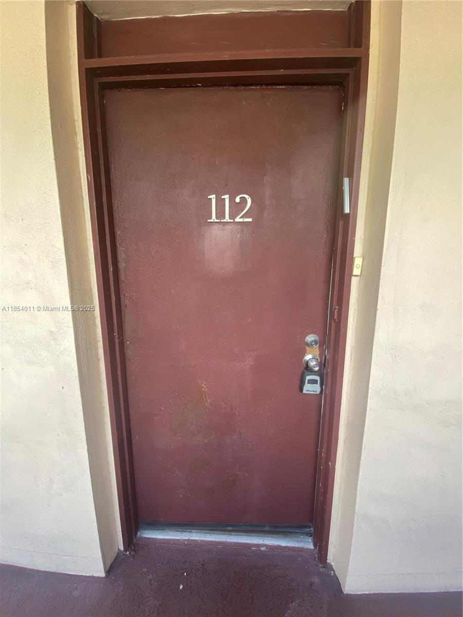 3301 N Country Clb Dr #112