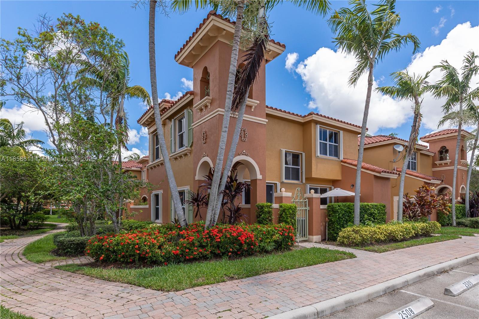 1068 SW 143rd Ave #2510