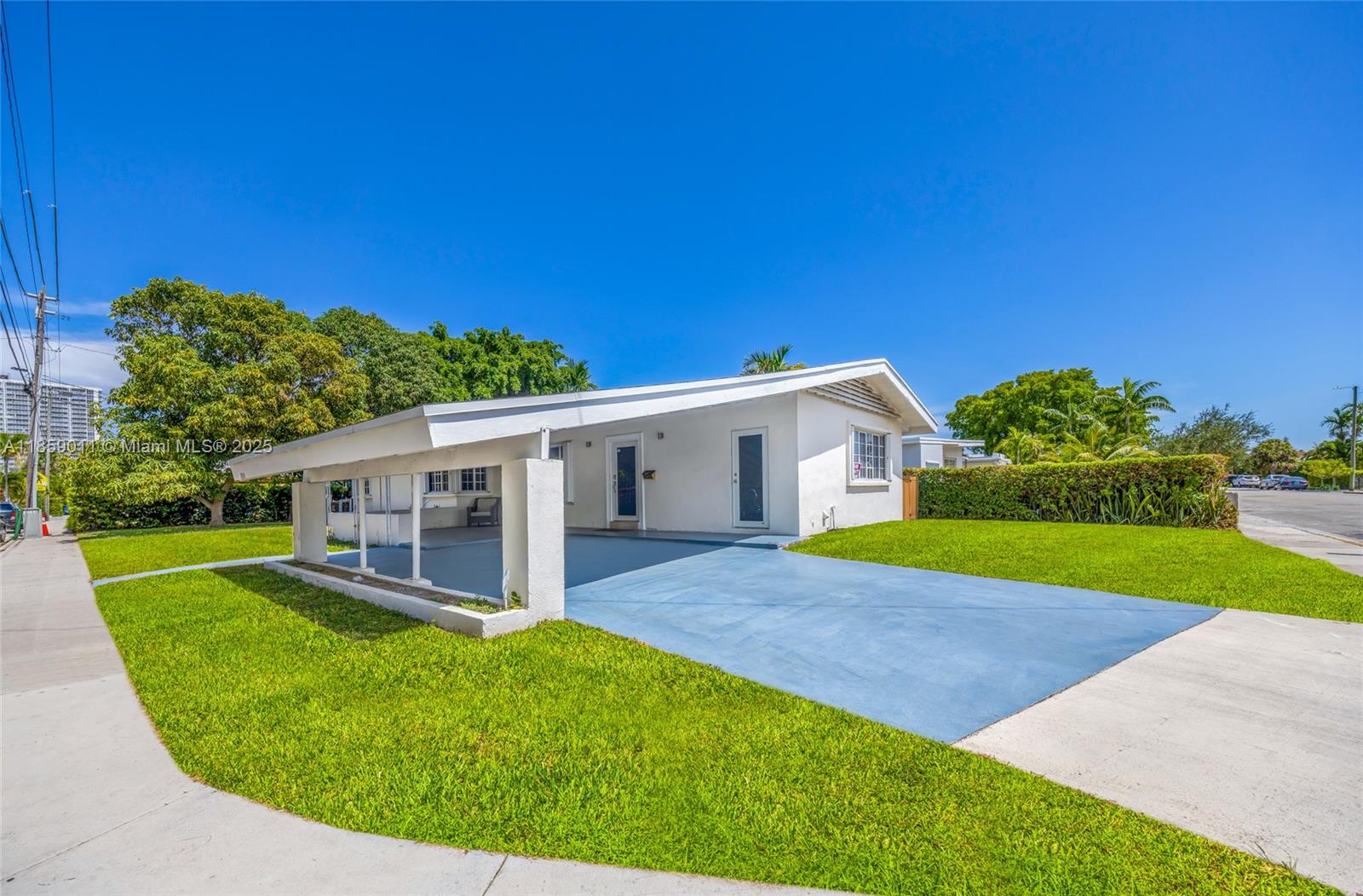 1700 N Treasure Dr North Bay Village, FL 33141