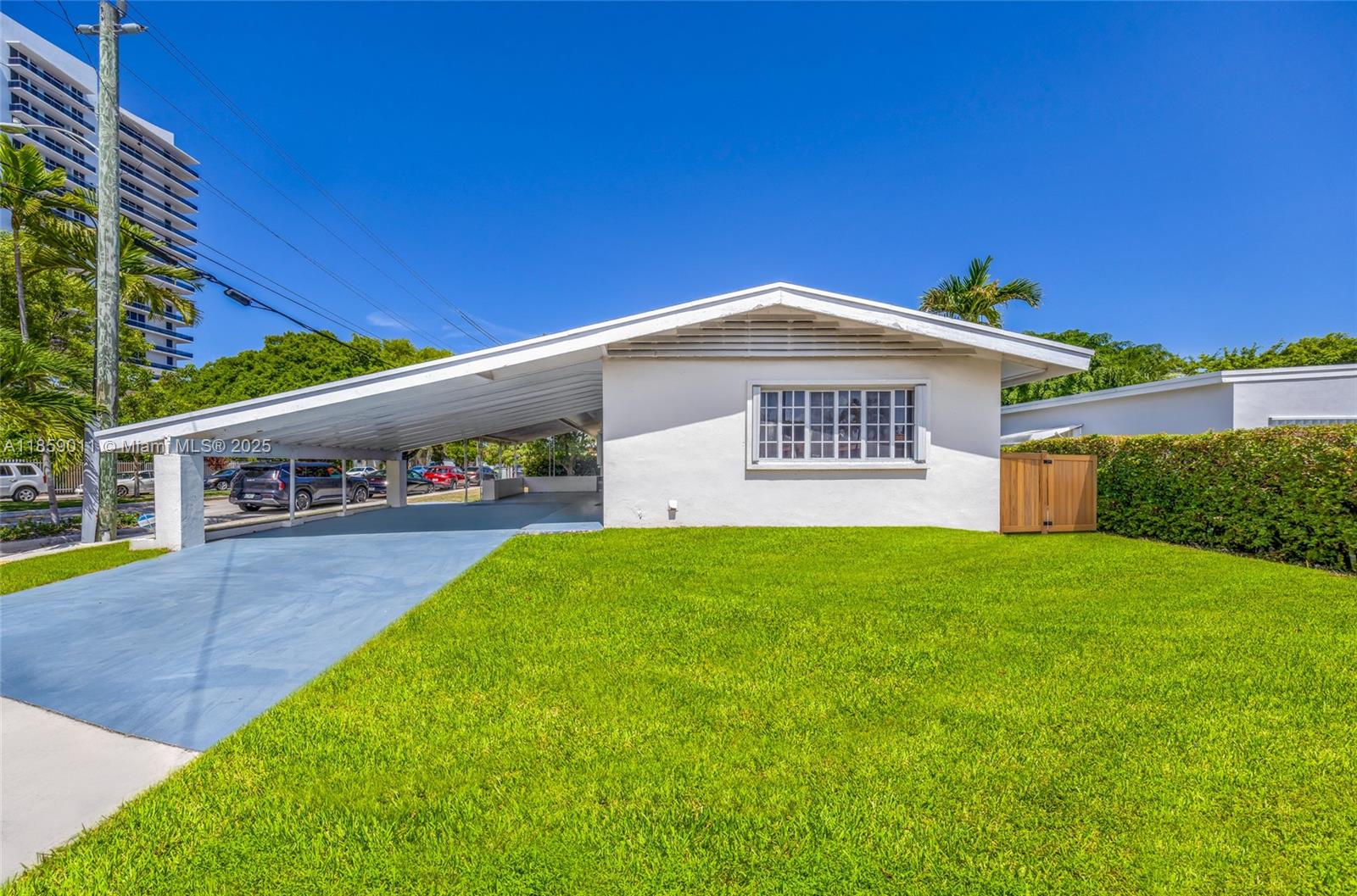 1700 N Treasure Dr North Bay Village, FL 33141